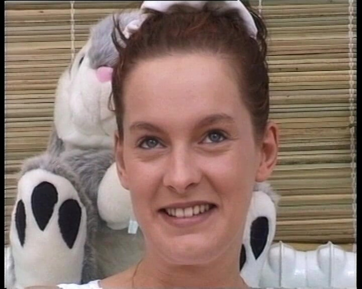 YOUR FIRST PORN: Sexy Teen Gabi có siêu cực khoái