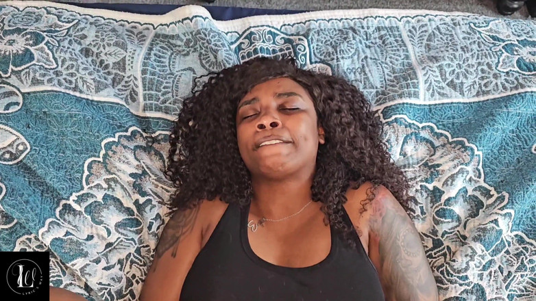 LyricsWay: Bakış açısı büyük zenci çift sikişiyor ve sigara içiyor