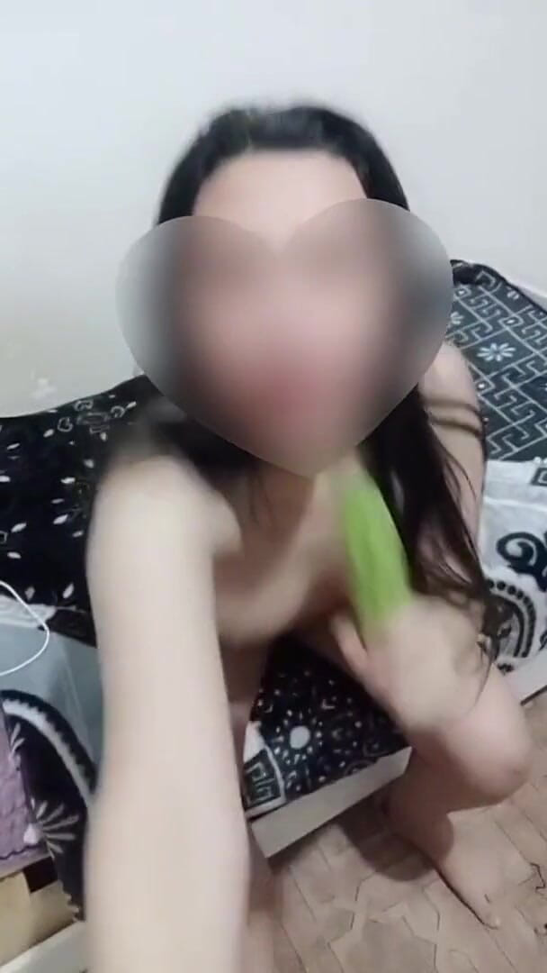 Amira Anal Masturbation (Amiramodel)