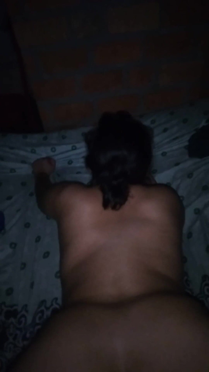 E-Alfa: लैटिना बड़े काले लंड के साथ सुंदर बड़ी गांड की चुदाई