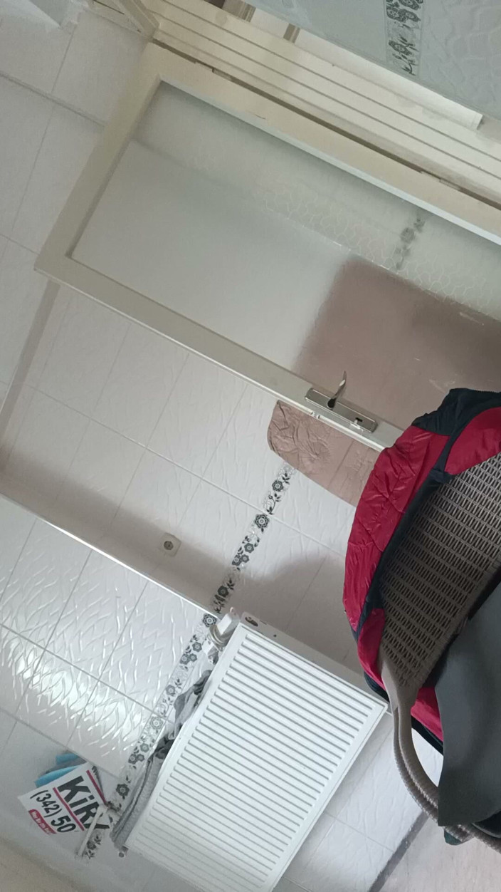 ANGELICALOVER: Pipì porno piscio pioggia dorata urinazione femminile bagna video fetish...