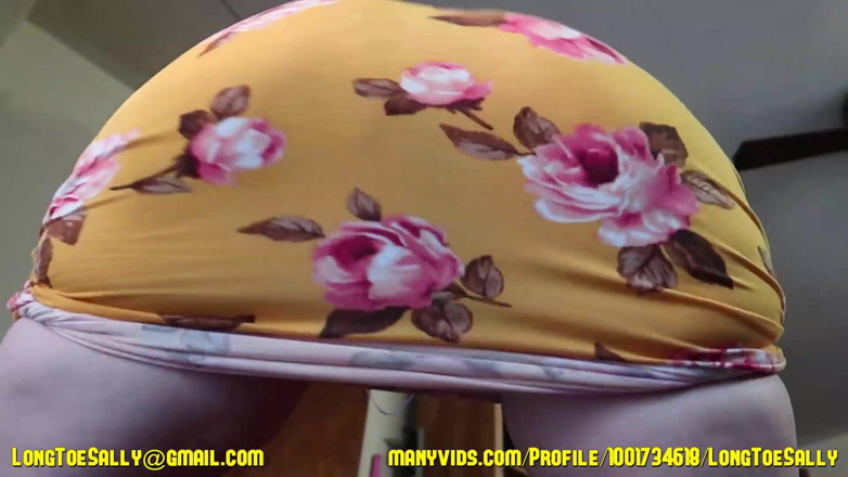 Long Toe Sally Big Buns: Flor impressão vestido twerking