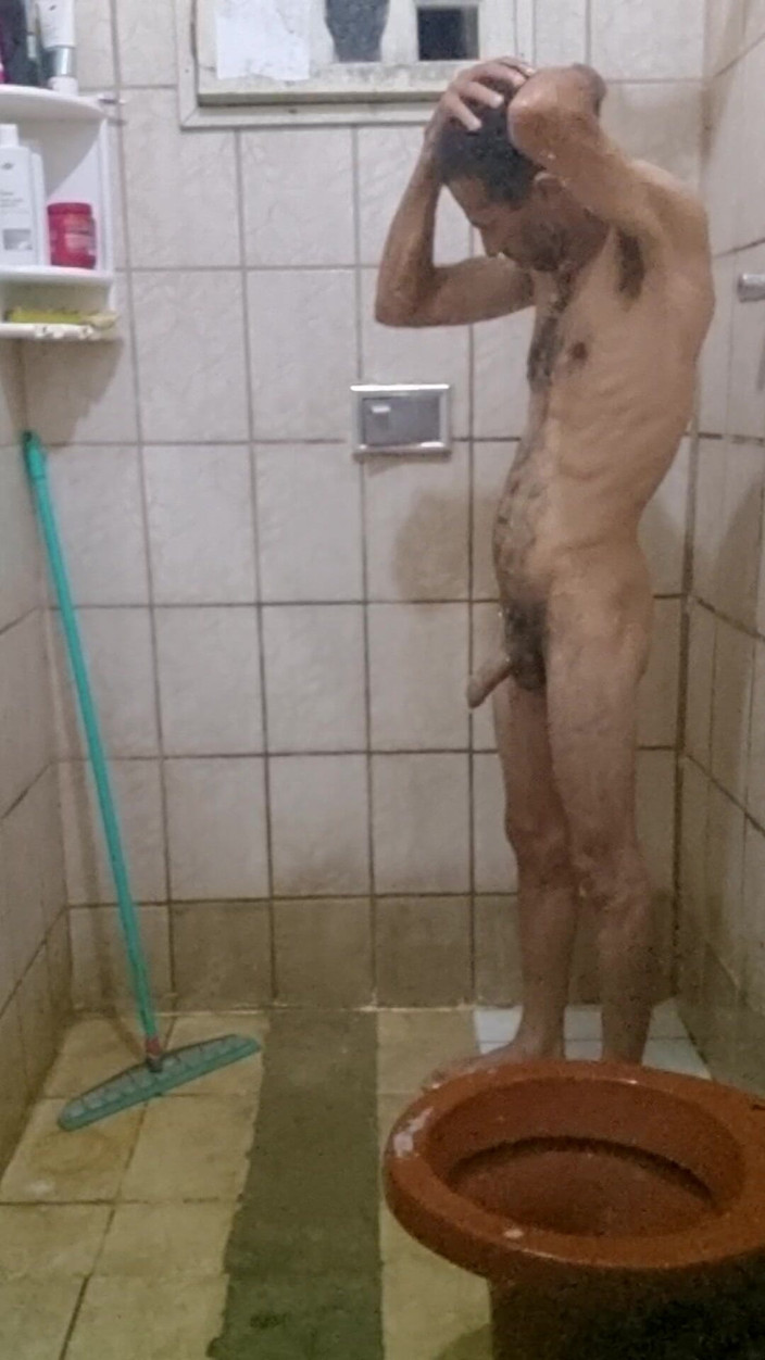 osmar1221: Me Taking a Shower with a Hard-on and Jerking off...