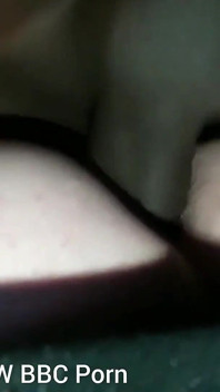 Grote zwarte lul anaal beukend op mijn clitoris schreeuwende orgasmes