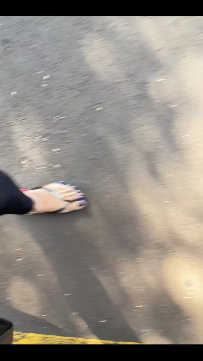 KiffaFeet: Arriving Home with This Perfect Black Pedicure