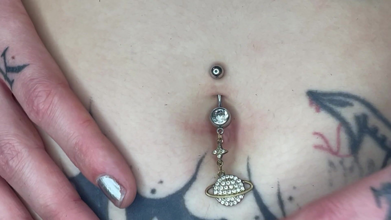 Glitterqueen1999: मेरे Bellybutton को तुम्हारे लंड से चोदो