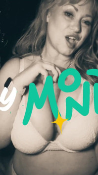 Happy Monday From Busty Legend Sam38g