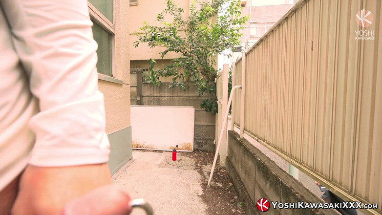 Yoshi Kawasaki XXX: Yoshikawasakixxx - Yoshi kawasaki mostra una eccitante sega all'aperto