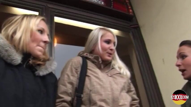 123XXX - 100% Amateurs: Tři štíhlé a nadržené lesbičky milují Německo