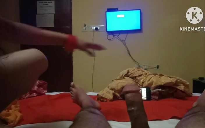 Latifah1234: Moglie sexy è alla disperata ricerca di sesso hardcore per soddisfare...