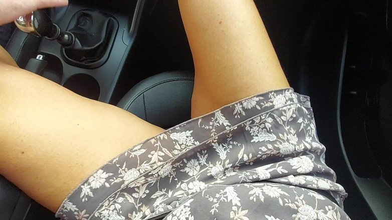 Step Mommy: Geile stiefmutter verführt morgens ihren stiefsohn im auto auf dem...