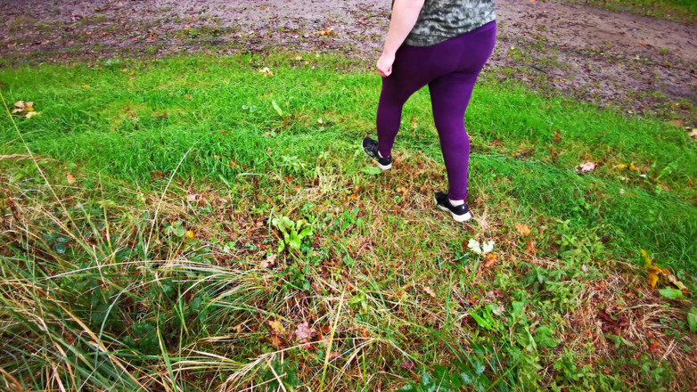 Bouncy Tits Action: Hard and Hurtful Outdoor Titslapping