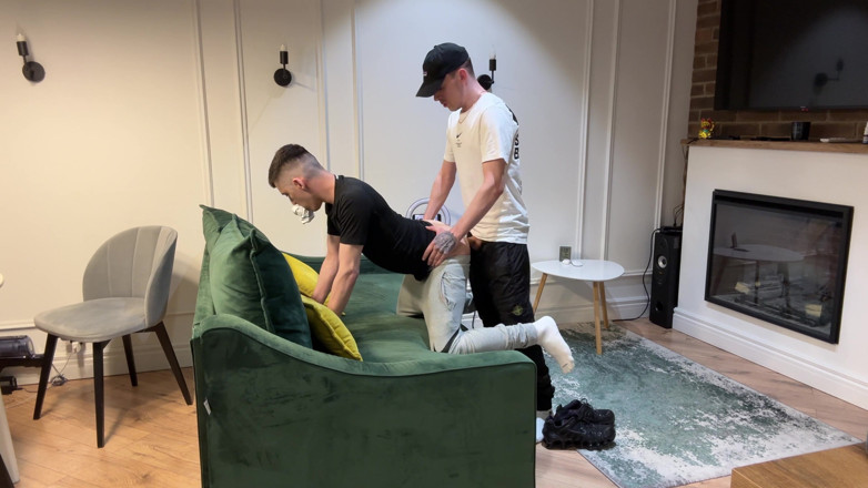 1JackDaniel: Harter fick mit zwei jungs