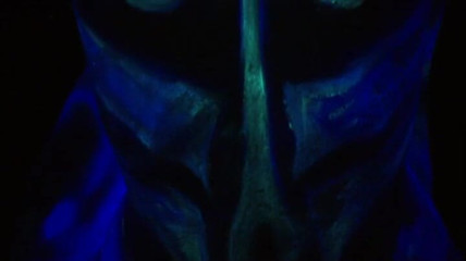 Cryptostudios: Grup de prieteni care fac sex dur cu Neon Light