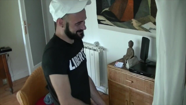 Raw French Bad boys: Leo gebruikt door Scally lad in een jockstrap