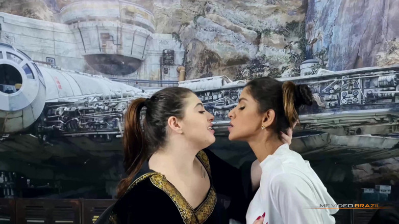 FetishKing: Kissing Star Whores - Perfect Kisses and Top Girls