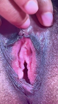 継母はあなたに彼女の正面の体を見せます
