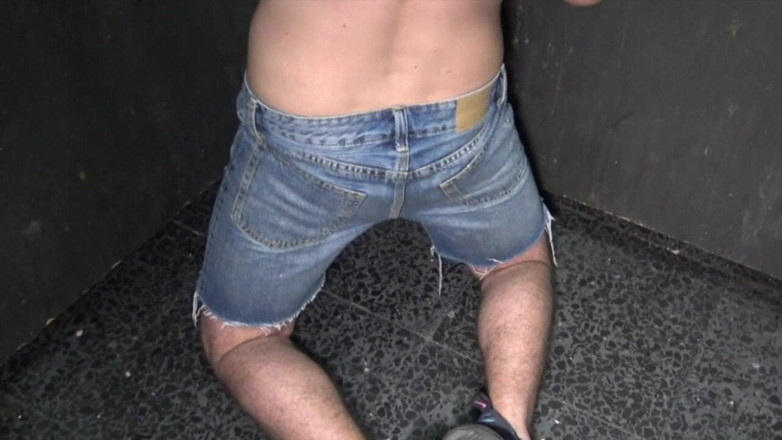 Crunch French bareback porn: Gay Sucking Big Dick in Glroy Holes