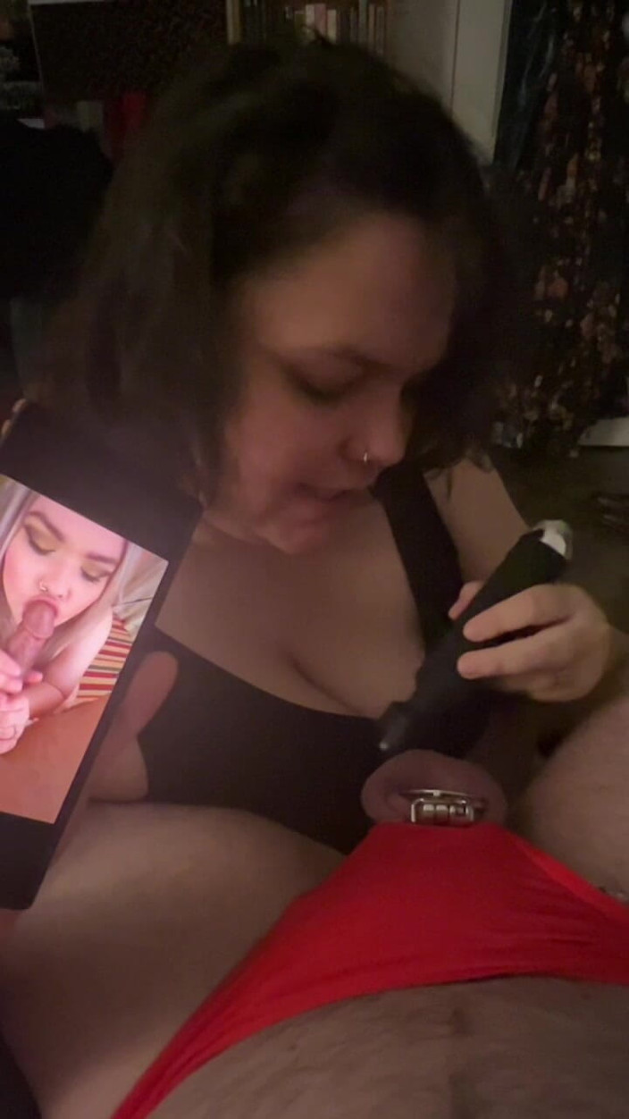 MyPrejacBoyfriend: Vibrating My Flat Caged Cuck Husband During Sph
