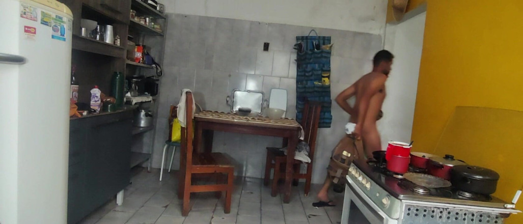 Stink HairyMale: Curățenie în casă