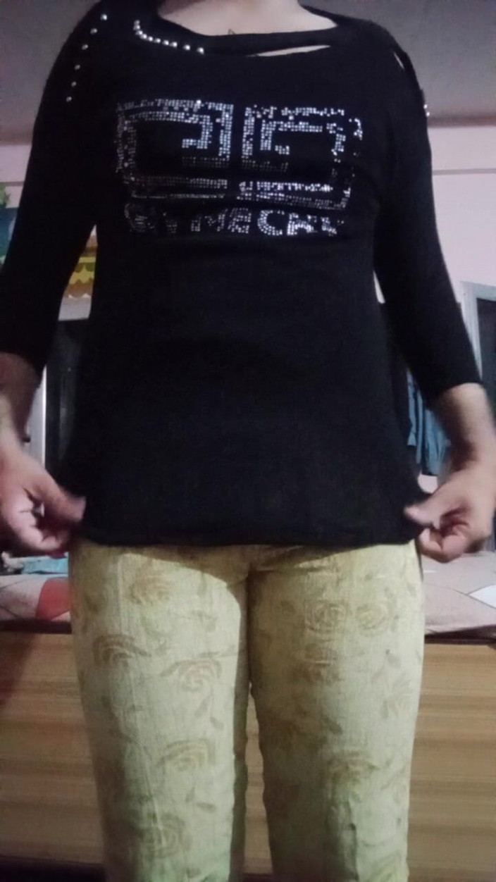 Gaurisissy: Indian Gay Crossdresser Gaurisissy Pressing and Playing with Her Big...