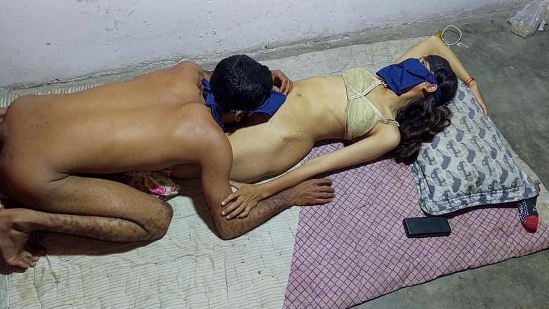 Ashfaq Ahmed: Gorąca i pielęgniarka Yasmine Khan zdradza swój stres ze swoim...