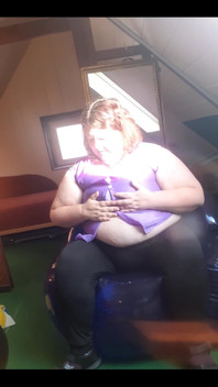 Kittelfetisch Tammara Im Engen Kittel