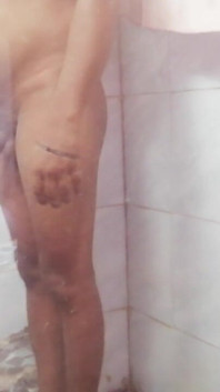 Watching Father in Law's Naked Bath