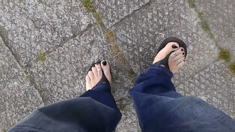 Heelex: Pretty Feet