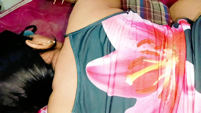 Sexy_girl_nehu: Я трахаю мою индийскую бхабхи, тугая дырка в очко раком в позе с ясным хинди голосом, видео стонов