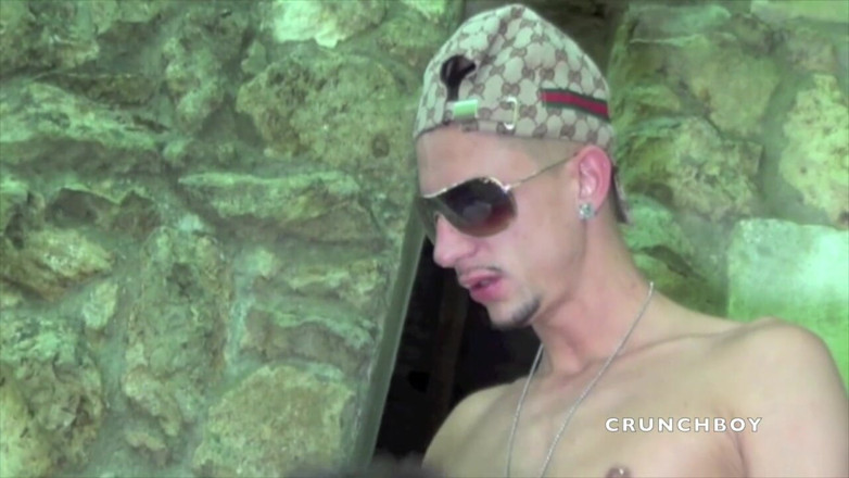 ARAB FUCKERS WITH HUGE COCKS: Twnik wird von einem hetero-araber beim exhibitionistischen cruisen gefickt