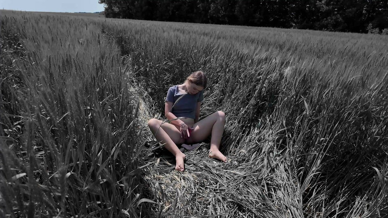 xKeryB: Désespérée, je voulais juste rentrer chez moi pour me branler
