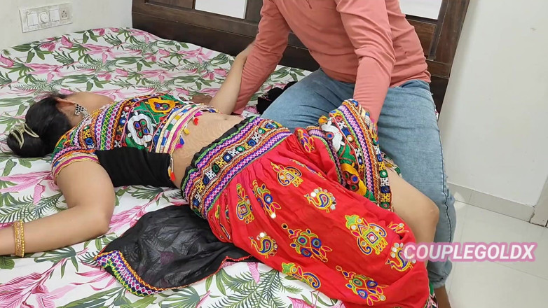 Sexy Komal: Dans Garba în Navratri futai special