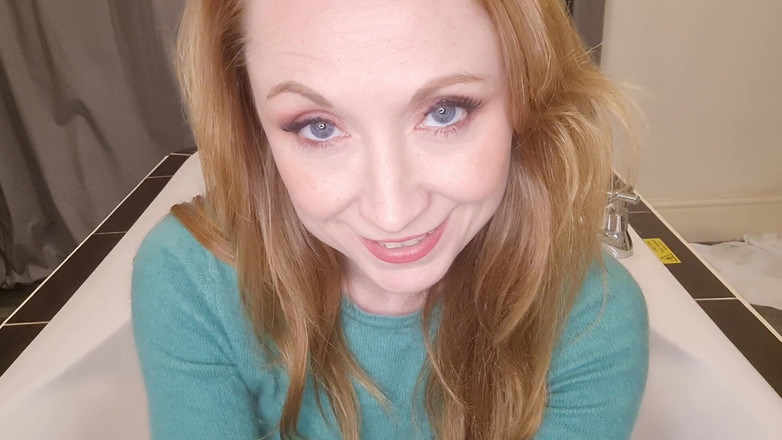 Lily kink: Piscio Pervertiti Si Bagnano