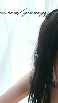 Fetish celana dalam wanita rambut cokelat alami pamer memek berbulunya sambil ngusap memek berbulu tante seksi ginnagg dengan celana dalam