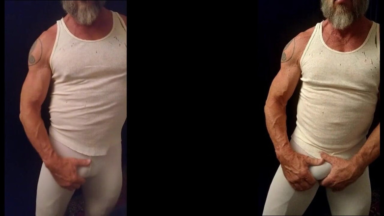 LADaveX: Polla excitada en medias blancas 190629