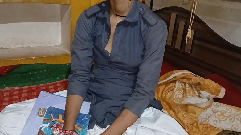 seema: Öğretmen kendi öğrenci kızına öğretme bahanesiyle ağzındaki toprağı emiyor