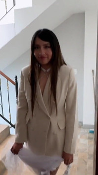 Ela não se casou! Ela quer seu último sexo anal e gozada interna comigo antes de se tornar uma boa esposa.