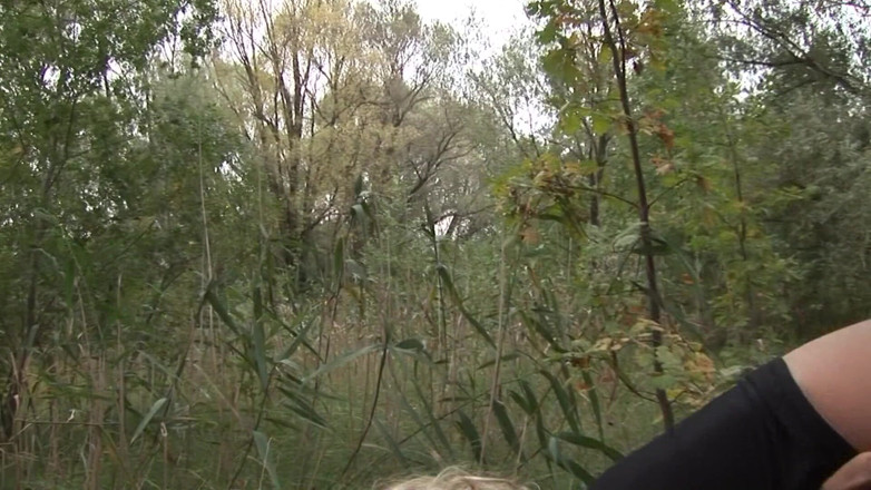 Alfacontent: Une MILF au gros cul se fait baiser dans la...