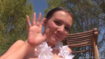 ATK Fans (Solo): Teen slut Faye fingers herself outdoor