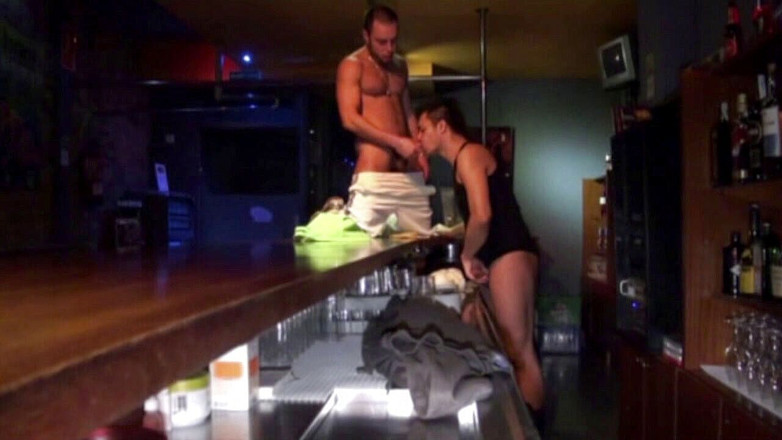 AMATOR PORN MADE IN FRANCE: Kenzo se fait baiser par Macanao Torres dans un bar
