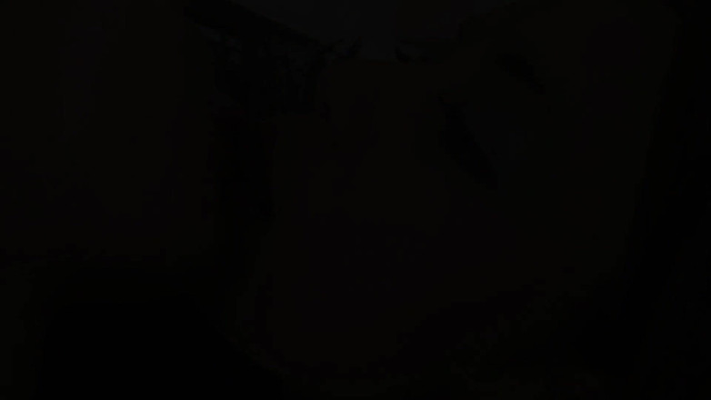 Caribbeancom: Asiatische mieze streichelt seinen schwanz und küsst ihn