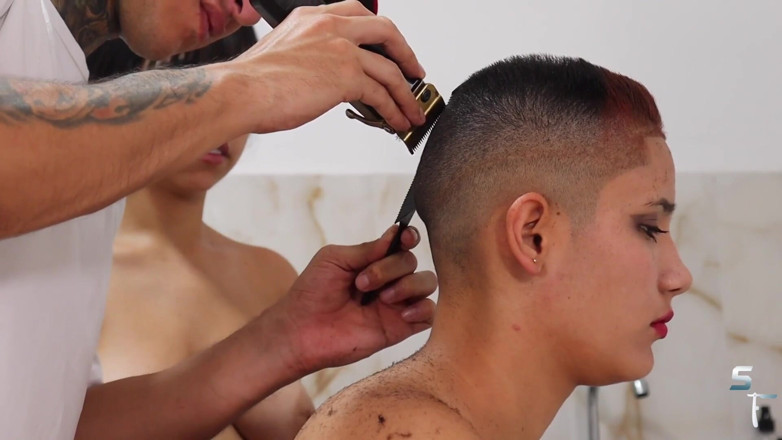 Shave Flix: Lomina