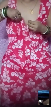 Wife Fingering Nude