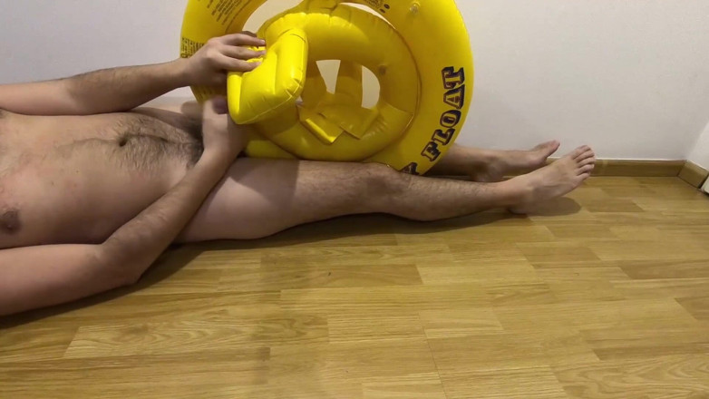Inflatable Lovers: Hraní s plovákem 1