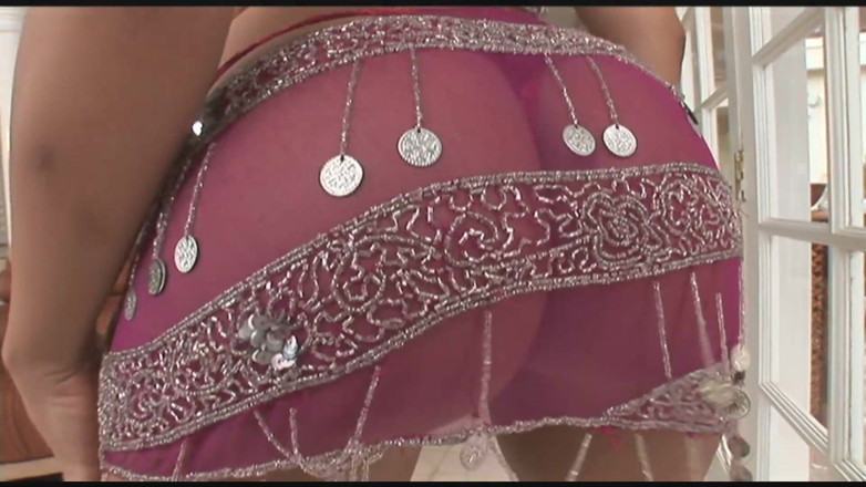 Dirty Teeny: Adorable joyful camel toe of bitch pulsates wide open for...