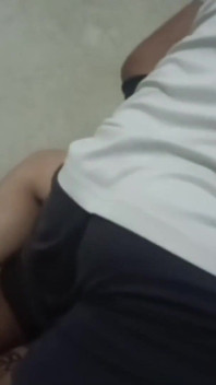 Ginerele face sex cu soacra în camera ei când nimeni nu e în cameră