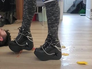 Miss jj chose: Desinfecter Mr Penis