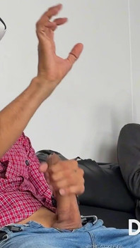 A Virgin Guy Finally Fulfills His Deepest Fantasy by Fucking Me While Wearing Virtual Reality Glasses