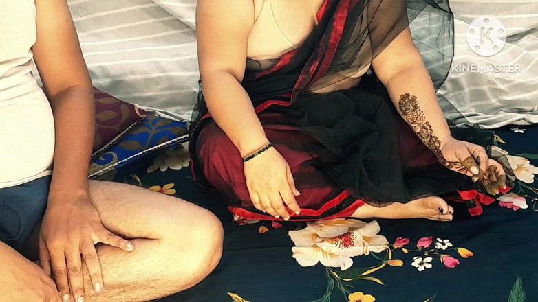 Salmaan001: गांड चुदाई आंटी की गांड हिंदी में फट गई